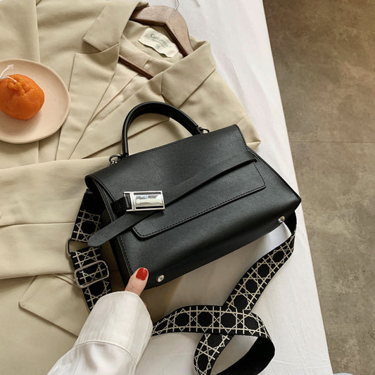 Handbag large capacity bag women's bag retro one shoulder Large Bag Messenger Bag