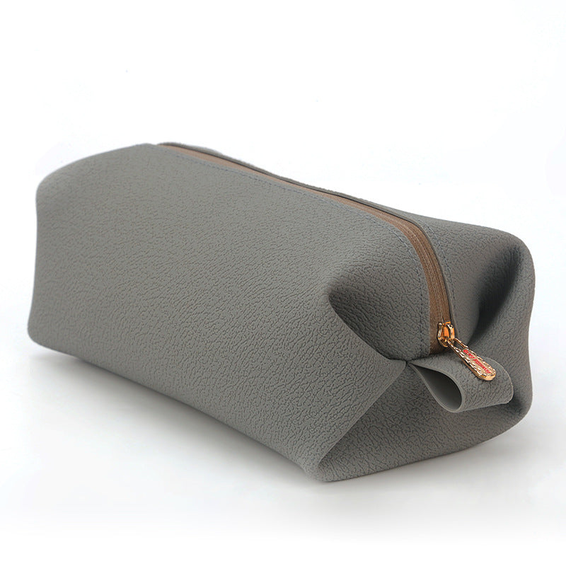 Wrist bag zipper bag
