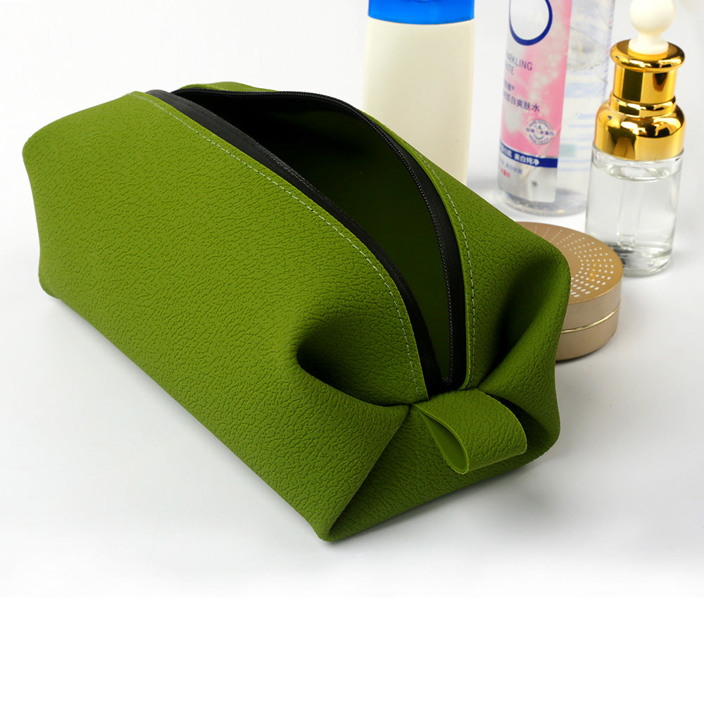 Wrist bag zipper bag